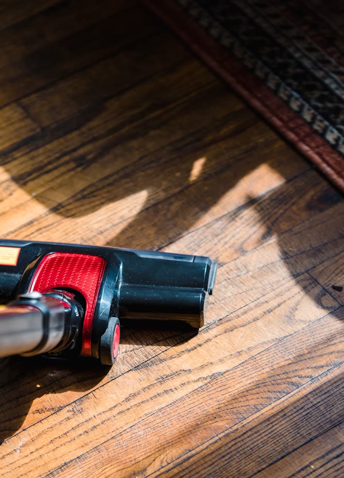 Carpet cleaning tool