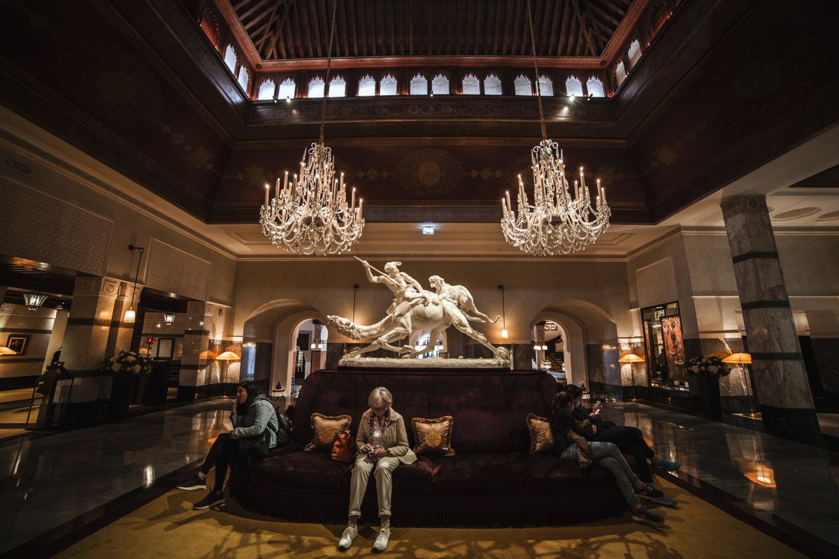 Hotels, Lobbies & Event Venues