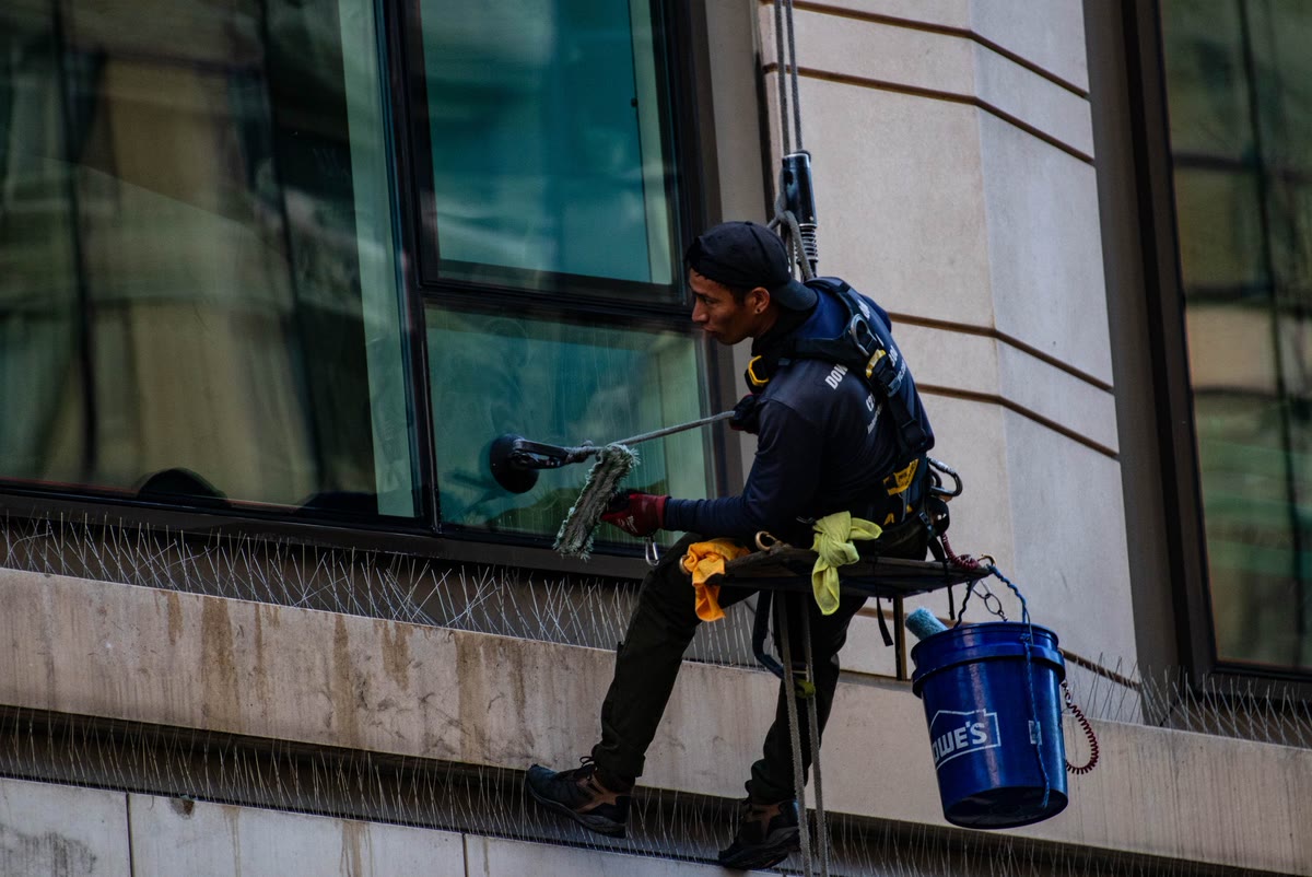 High-Rise & Rope Access Cleaning